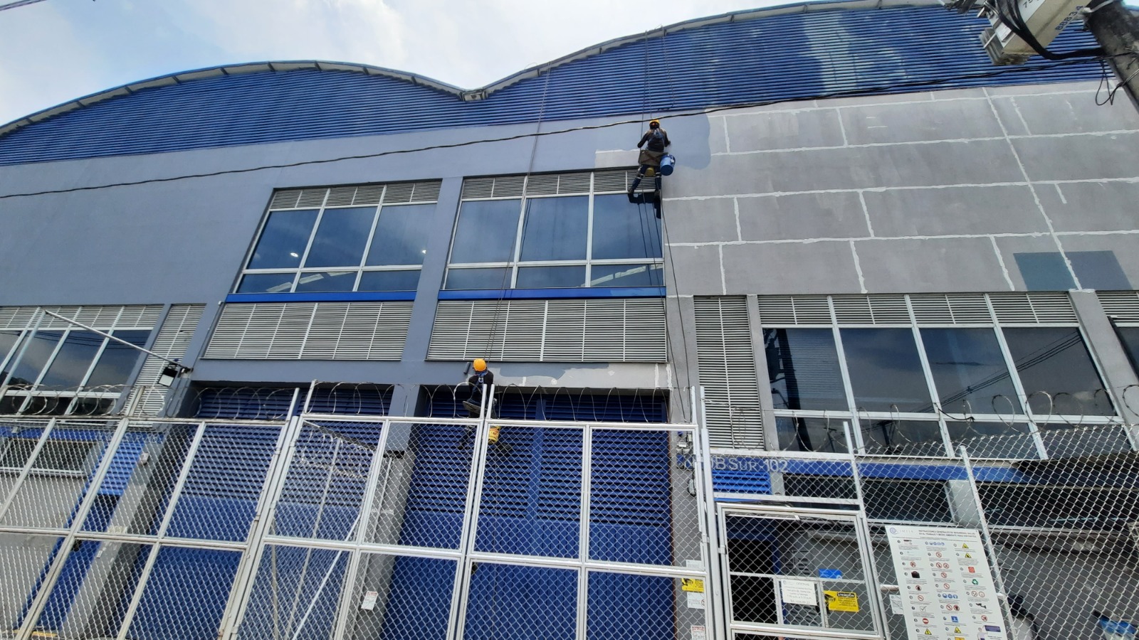 Fachadas y cerramientos — fotografía de obra