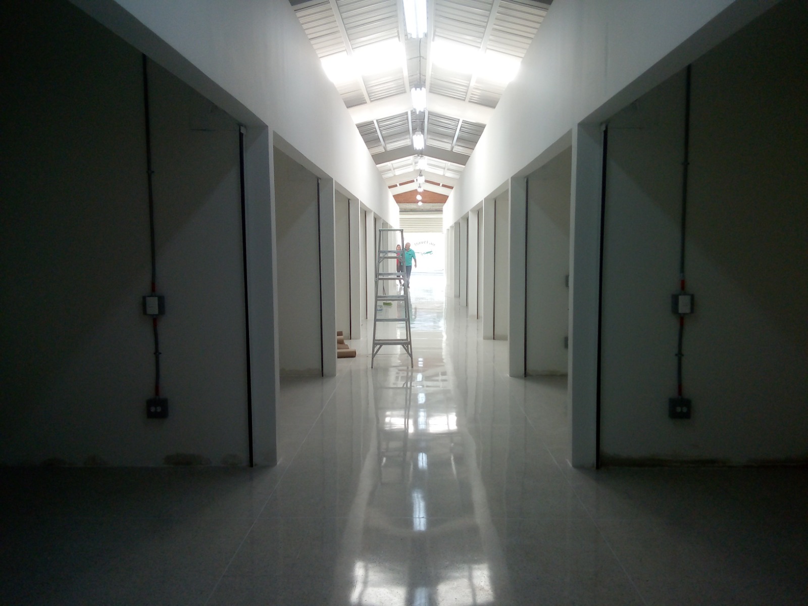 Locales comerciales — fotografía de obra