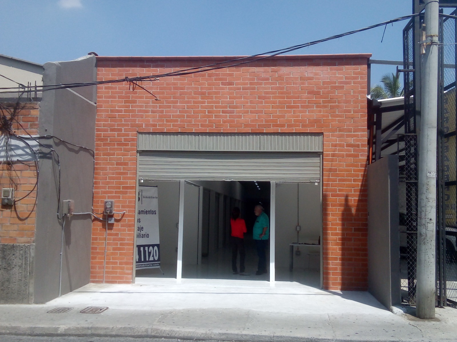 Locales comerciales — fotografía de obra